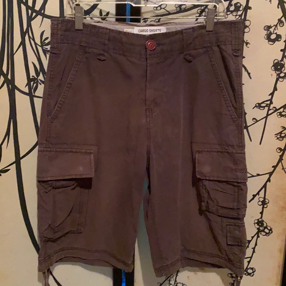 Brunotti Men’s Stone Washed Khaki Cargo Shorts W/Embroidered Logo